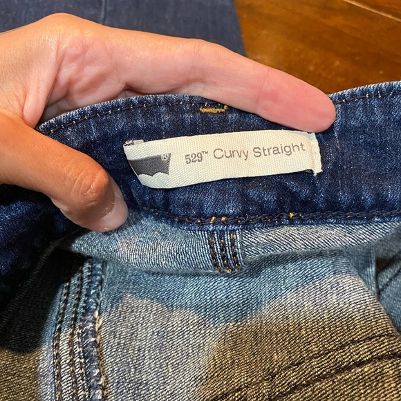Levi’s Jeans - Picture 2 of 2